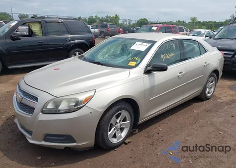 2013 Chevrolet Malibu 1Ls z USA, uszkodzony, nr VIN 1G11B5SA4DF185036